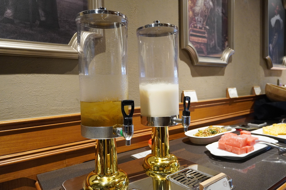 佳適旅舍高雄站前館